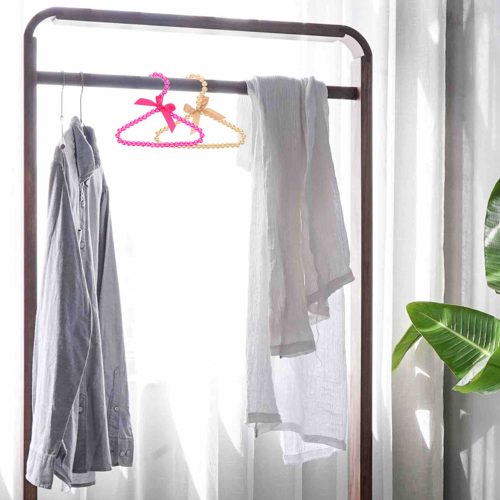 Lot de 4 cintres à perles pour - Baby Clothing Storage avis et prix